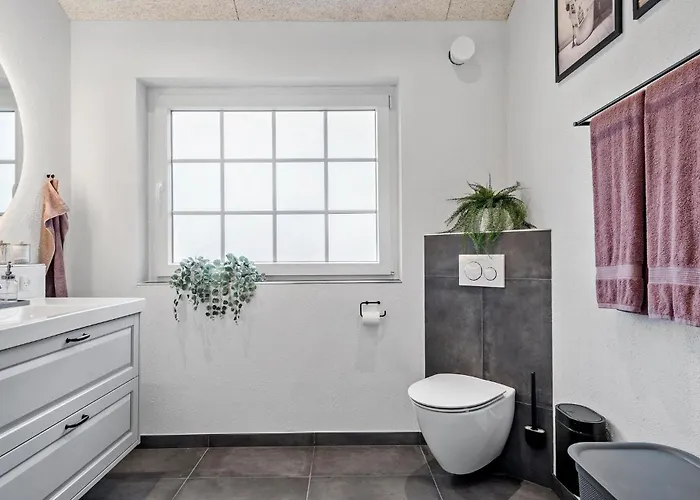 Dom wakacyjny 3 Bedroom Beautiful In