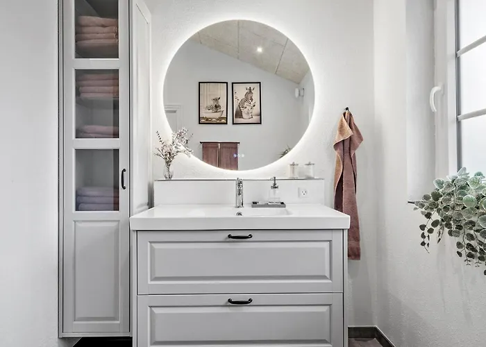 3 Bedroom Beautiful In *